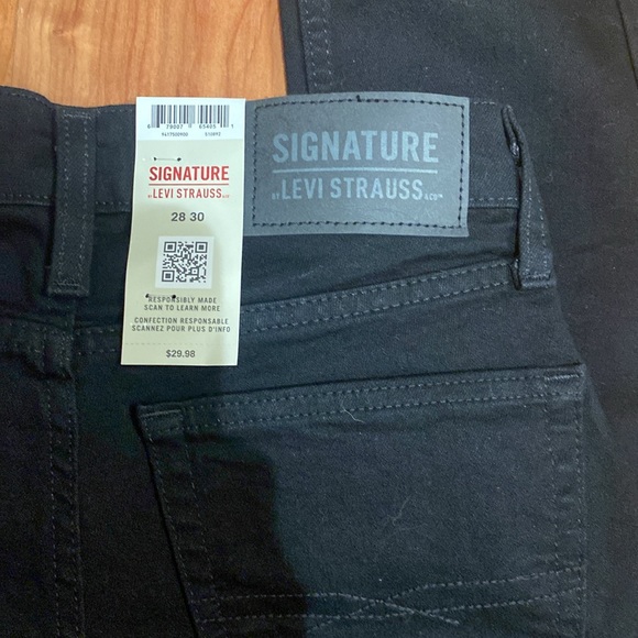 Levi Strauss Signature black jeans. Size 28/30/ - Picture 6 of 6